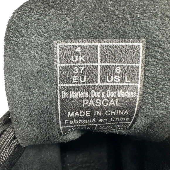 Dr. Martens Women's 1460 Pascal Boot in Black.  Sz: 6 - Picture 11 of 13